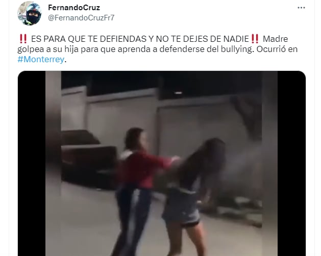 ¡La maltrata!