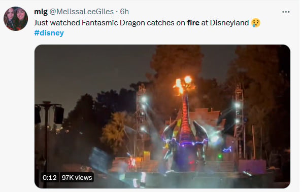 ¡Una atracción se incendia!