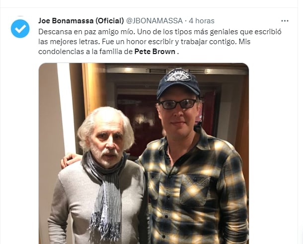 Comienza su carrera en la música