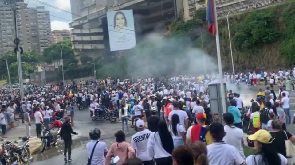 ÚLTIMA HORA: Venezolanos toman las calles ante  presunto «fraude» electoral