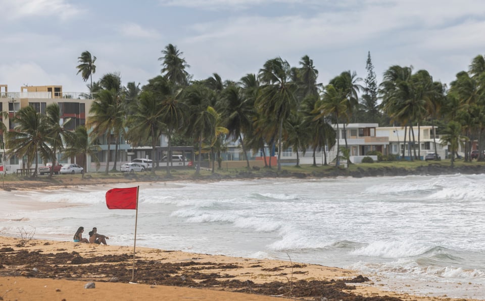 Huracán Ernesto,Bermudas,Inundaciones Puerto Rico,Alerta de huracán,