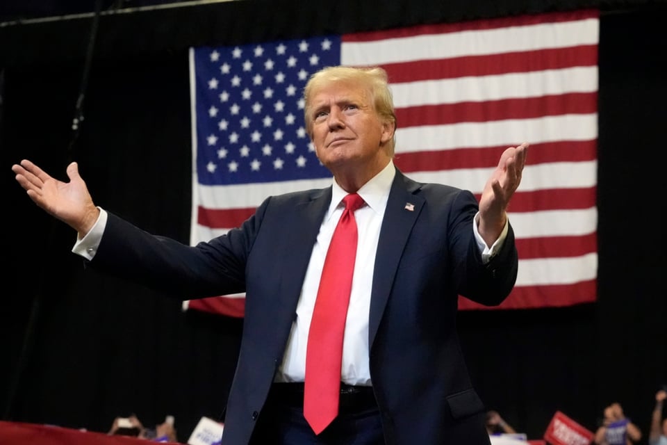 Unknown person breaks into Trump campaign office in Virginia, causing alarm