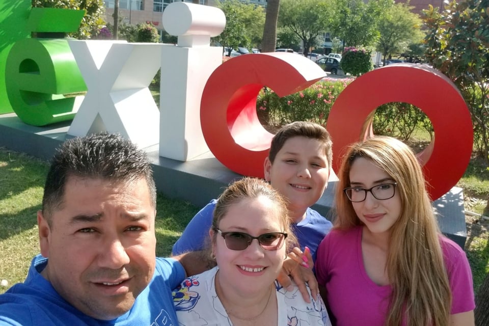 Quiénes no califican al Parole in Place, beneficio, inmigrantes, familias, DHS, MundoNOW