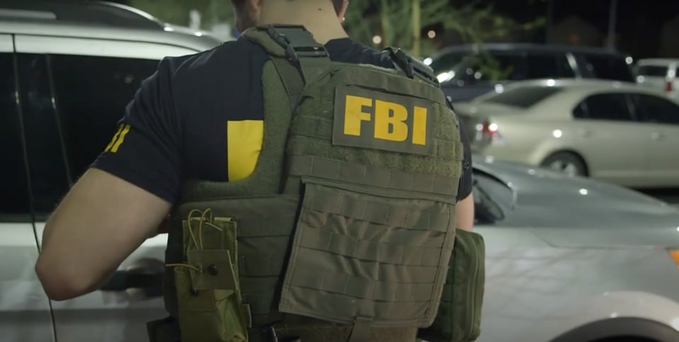Federal Bureau of Investigation, FBI, agents, operation, MundoNOW