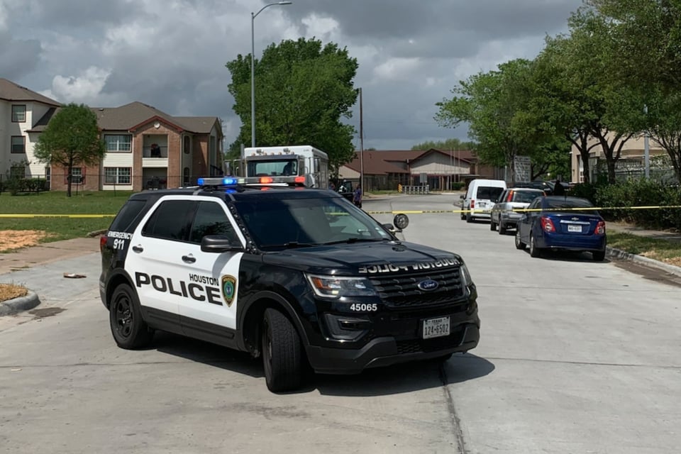 HFD, Elysian Street, Departamento de Policía de Houston, MundoNOW
