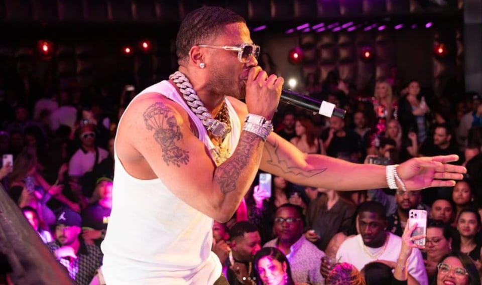 El rapero Nelly fue arrestado y acusado de posesión de drogas