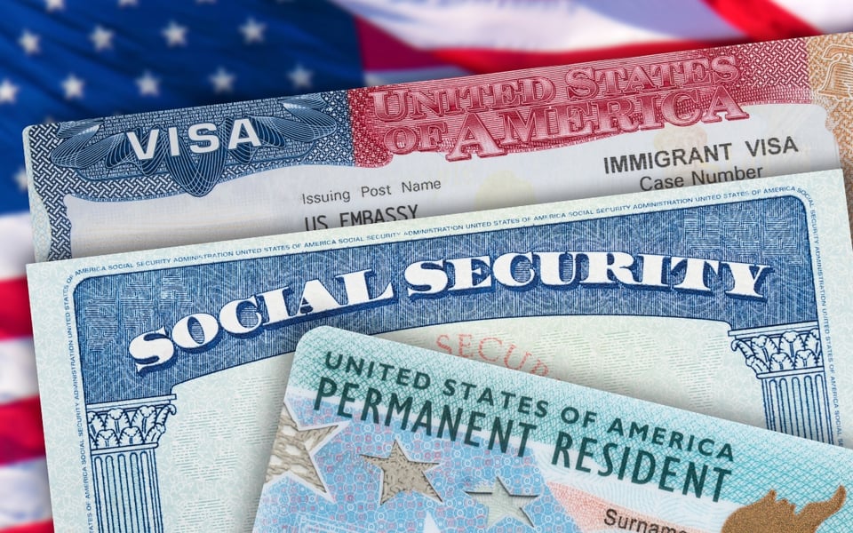 Burroughs Visa, USA, MundoNOW