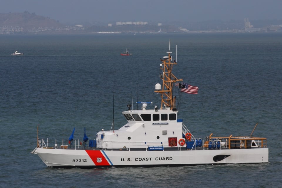Buque Militar Ruso Detectado Cerca de Alaska