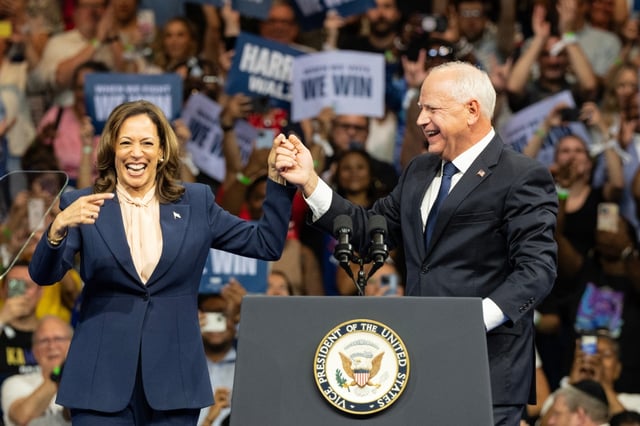 ¿Termina Tim Walz en una posición complicada tras la campaña de Kamala Harris?