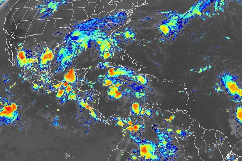 amenazas tropicales, tormentas tropicales, Atlántico, AccuWeather, MundoNOW
