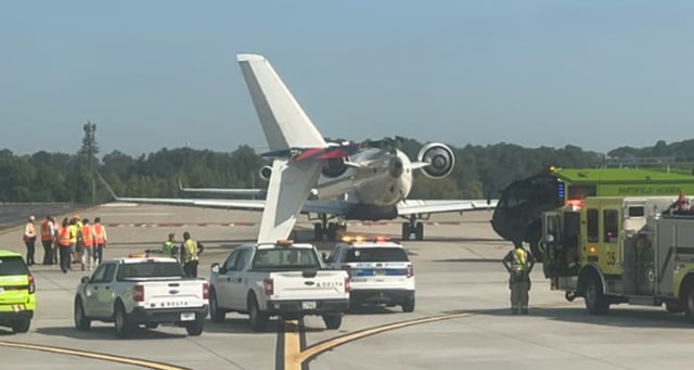 Two Delta Airlines planes collide on the runway at Atlanta airport