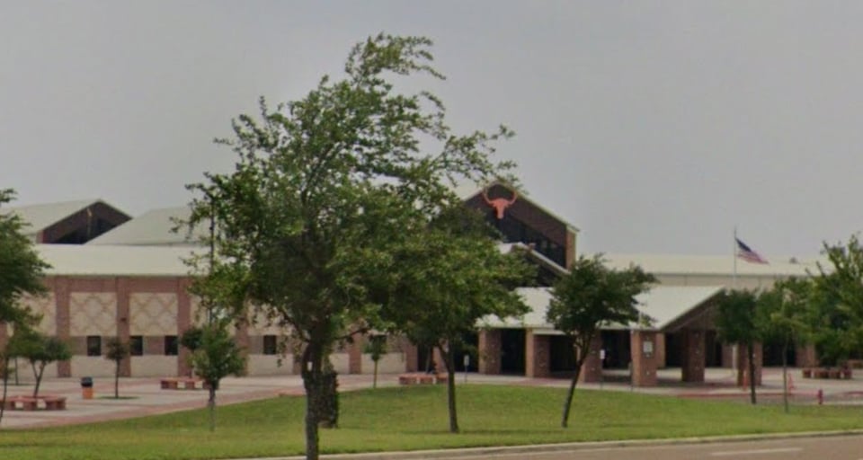 High School en Texas evacuado tras amenaza de bomba