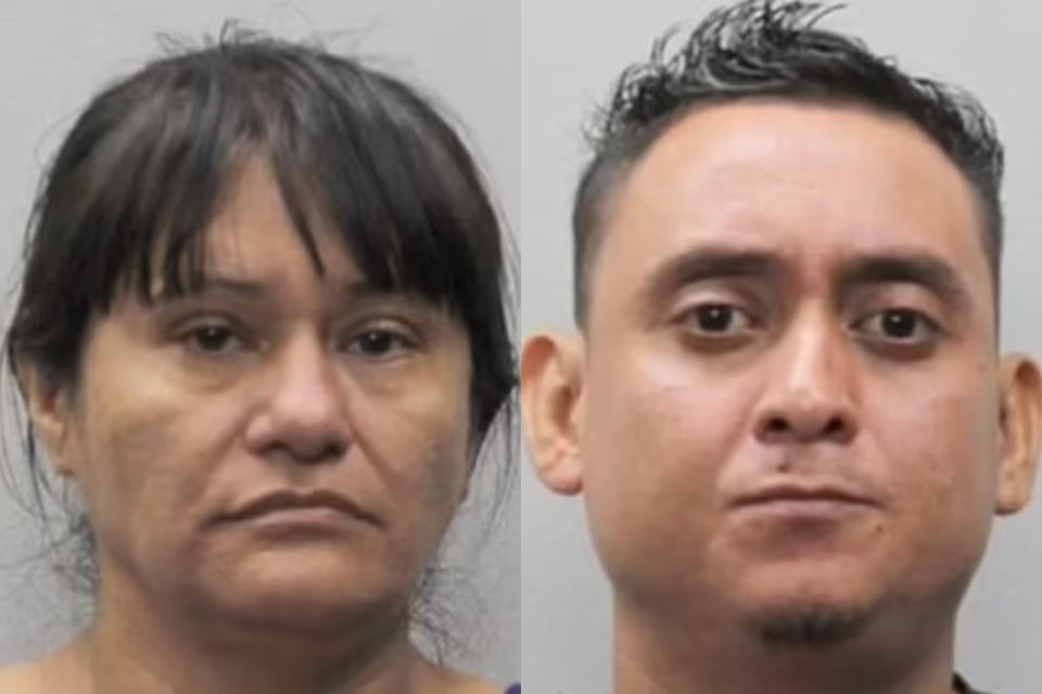 Madre y pareja arrestados en Virginia por encadenar a dos niños