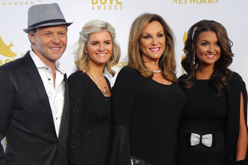 Revelan los aterradores últimos momentos del grupo The Nelons antes de morir en un accidente aéreo featured image