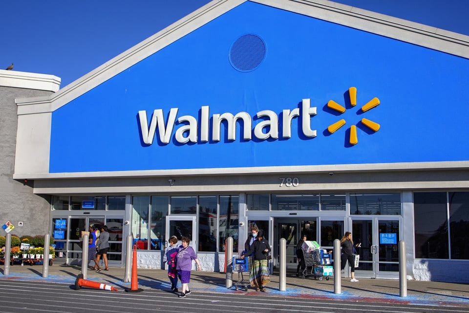 Walmart anuncia cierre de sucursales para octubre