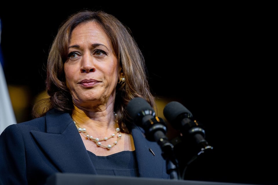 Kamala Harris respalda con esperanza a Biden tras su diagnóstico de cáncer