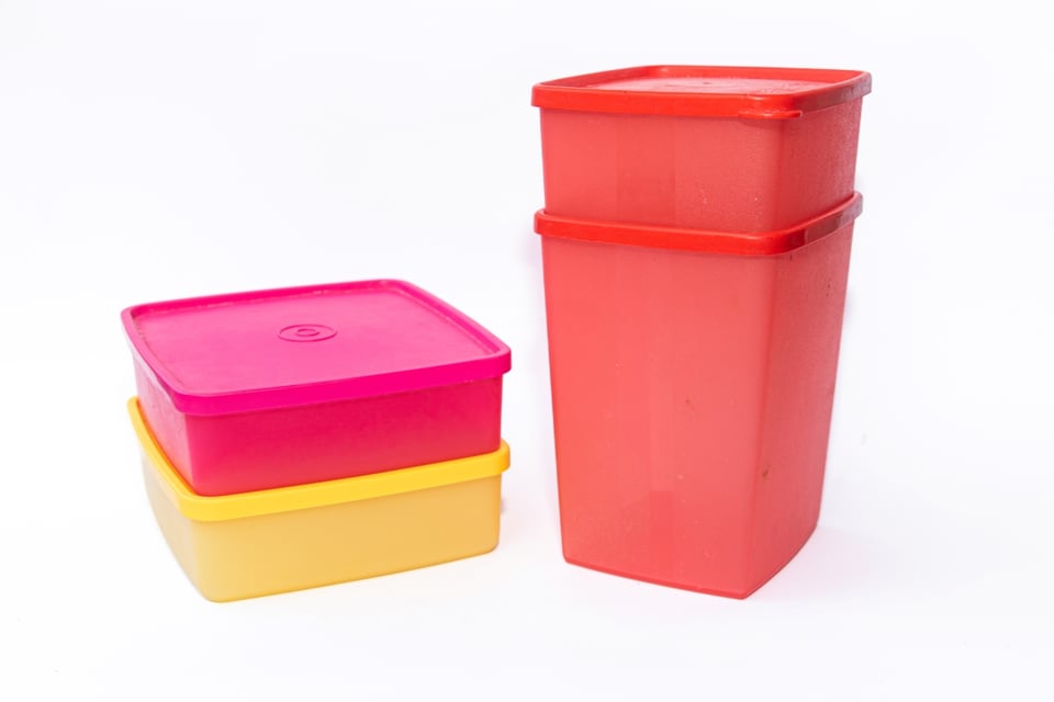 Tupperware, la icónica marca de envases, se declara en quiebra: la crisis financiera afecta a la histórica firma