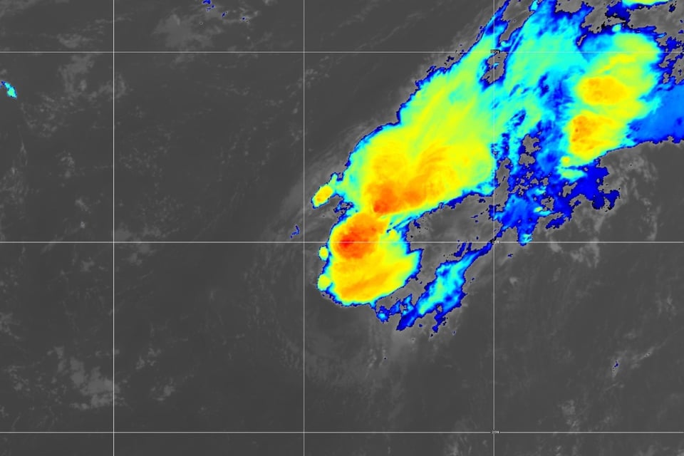 National Hurricane Center, Atlantic, Cape Verde, danger, major hurricane, MundoNOW, Warning for Tropical Storm Kirk
