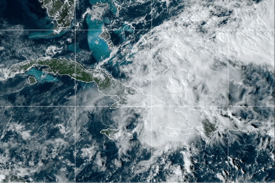 NHC issues bulletin for Tropical Storm Oscar