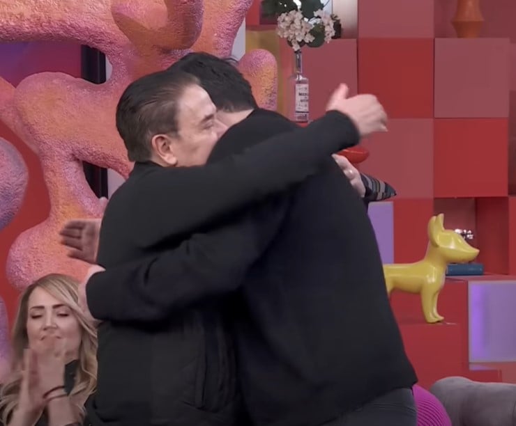 Mario, Bezares, Paul, Stanley, Abrazo