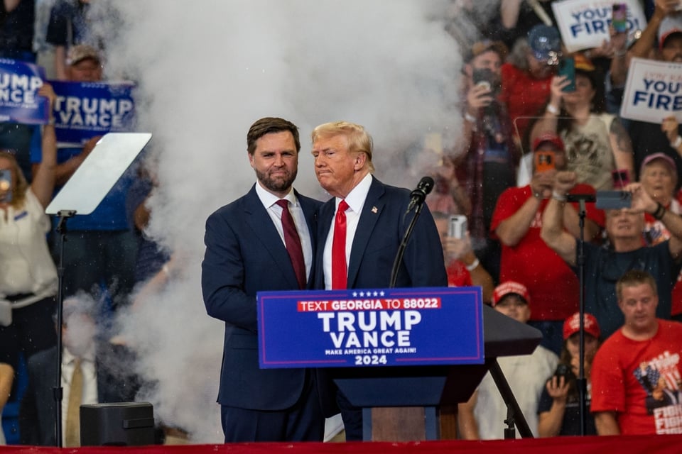New murder attempt? Armed man arrested at Trump rally