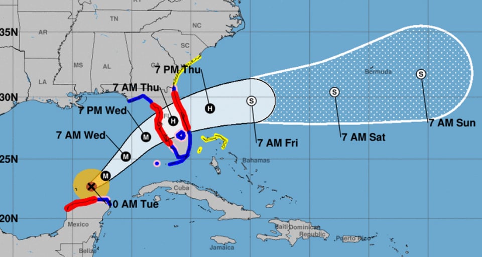 Aeropuerto de Tampa cerró indefinidamente ante llegada de Miton
