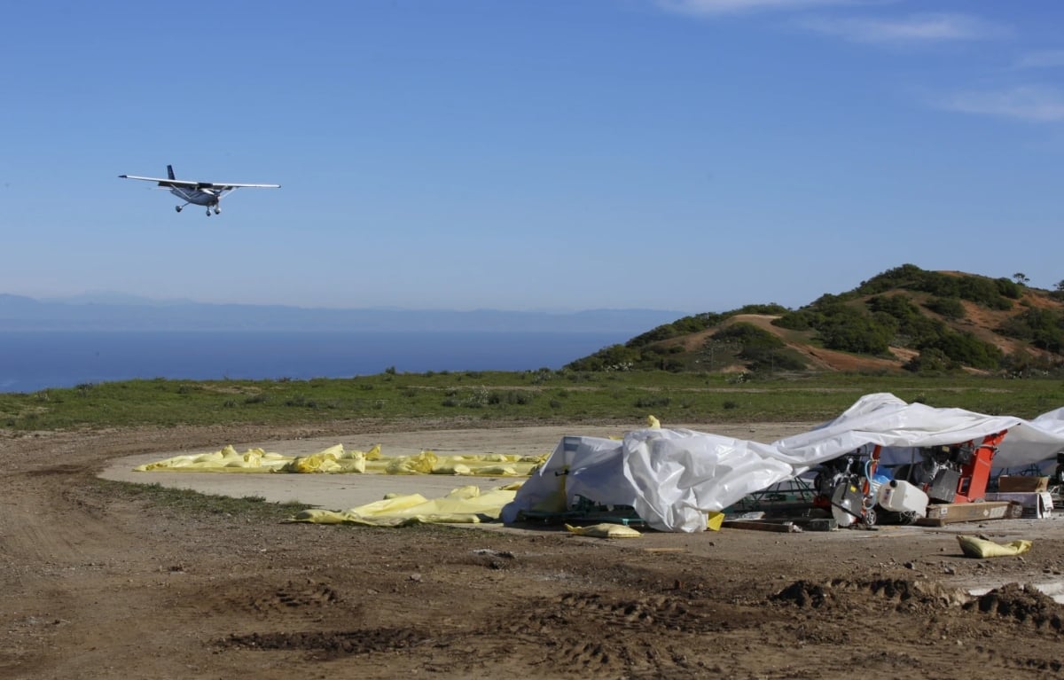 Santa Catalina plane crash, Accidente aéreo Santa Catalina, AEROPUERTO, California, muertos, MundoNOW