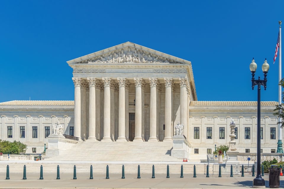 Corte Suprema permite que Virginia siga con la purga de registros de votantes. featured image
