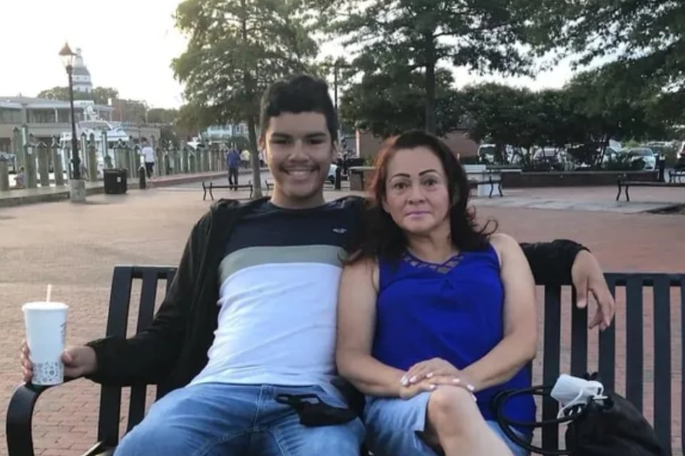 Miriam Ortiz llora la pérdida de su hijo asesinado