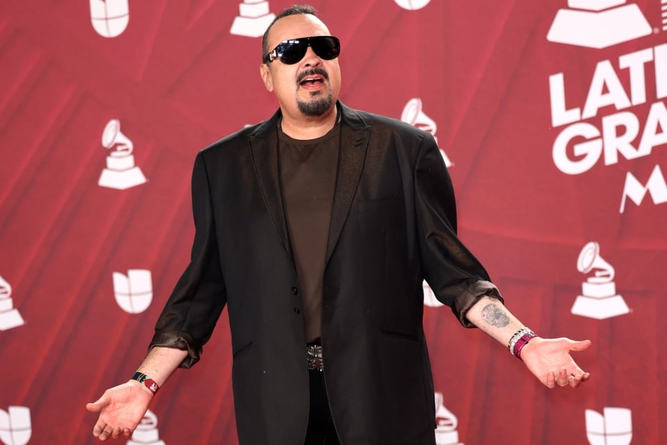 Pepe Aguilar demanda a reguetonero, Controversia,