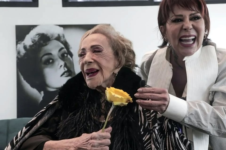 Alejandra Guzmán video mamá, Silvia Pinal, muerte, actriz, MundoNOW