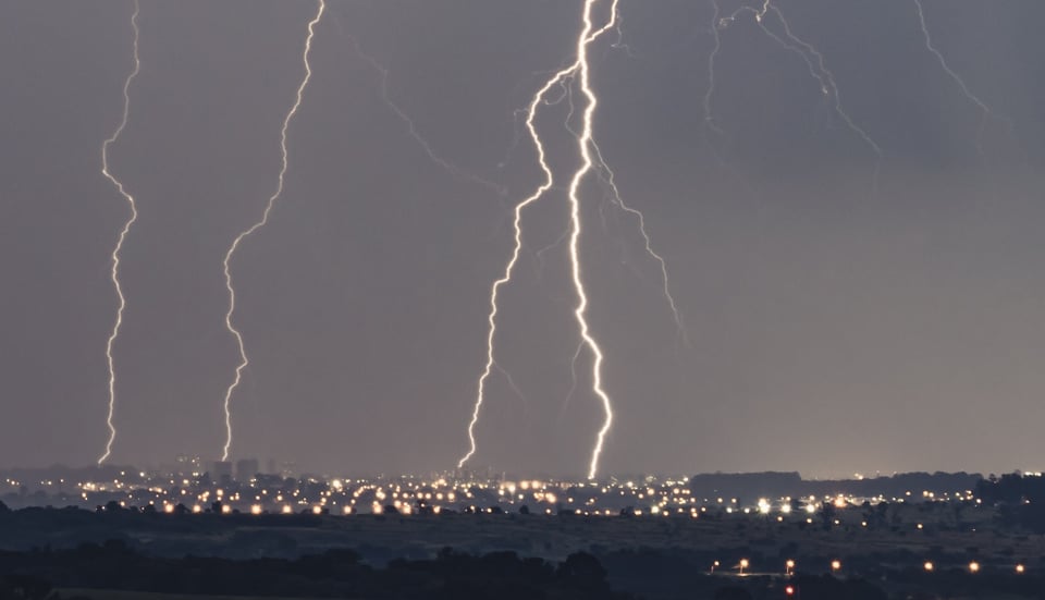 Tormentas eléctricas severas afectarán las llanuras del sur de EEUU este domingo por la noche y el lunes