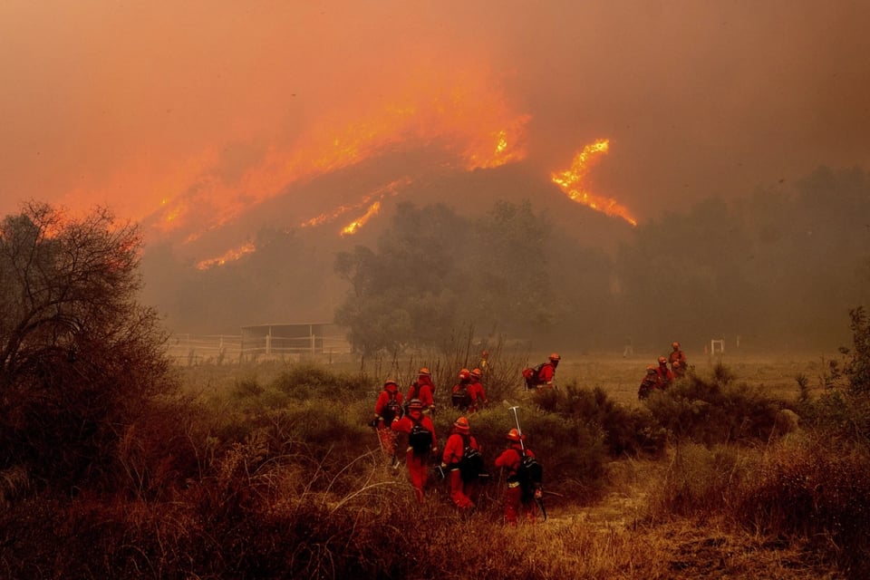 Incendios forestales en California dejan más de 100 casas destruidas featured image
