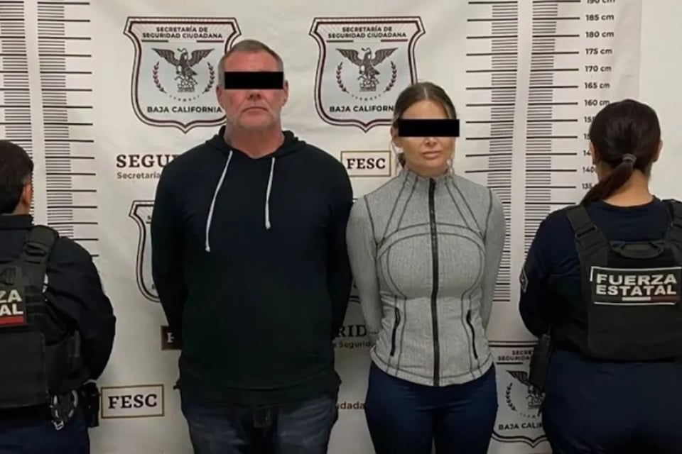 Detienen a pareja estadounidense vinculada a desaparición en Los Cabos