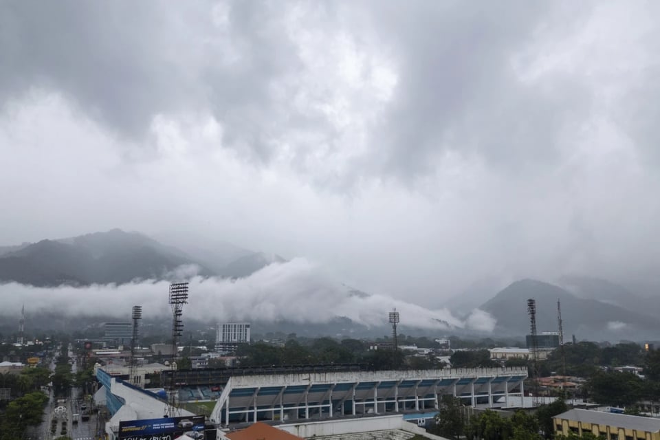Reportan más de 20.000 afectados  y tres desaparecidos en Honduras por la tormenta tropical Sara
