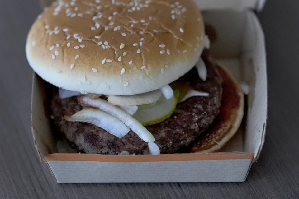 Aumentan a 104 casos de contagio por E.coli ante consumo en McDonald’s