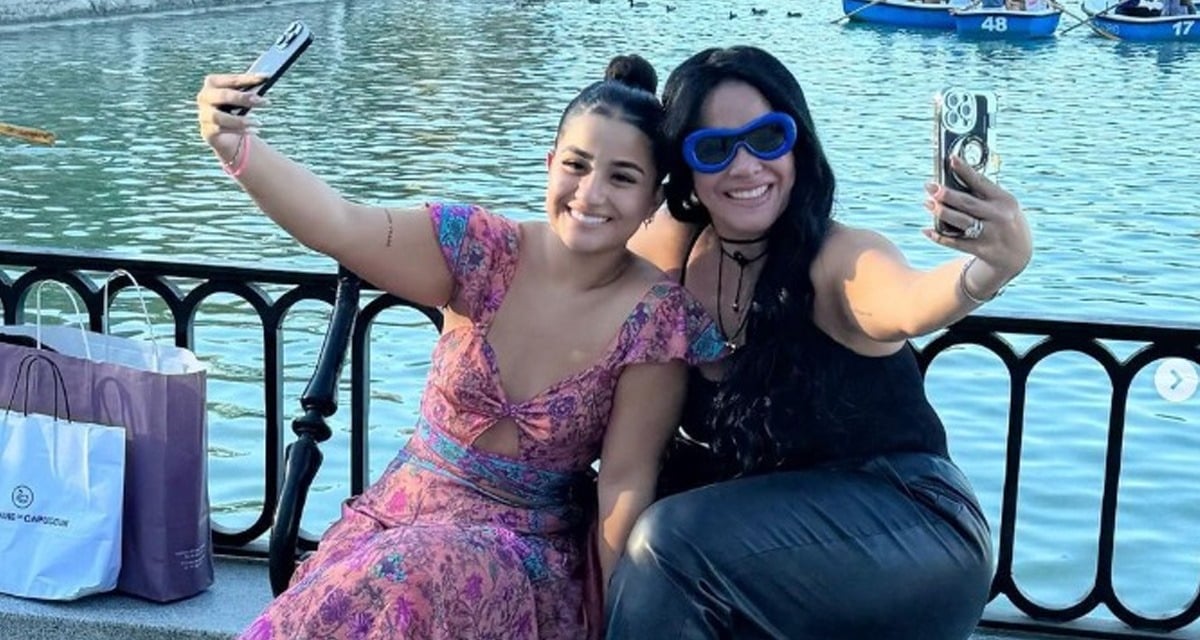 Hija de Carolina Sandoval apoya a su madre durante el Divorcio con un mensaje contundente.
