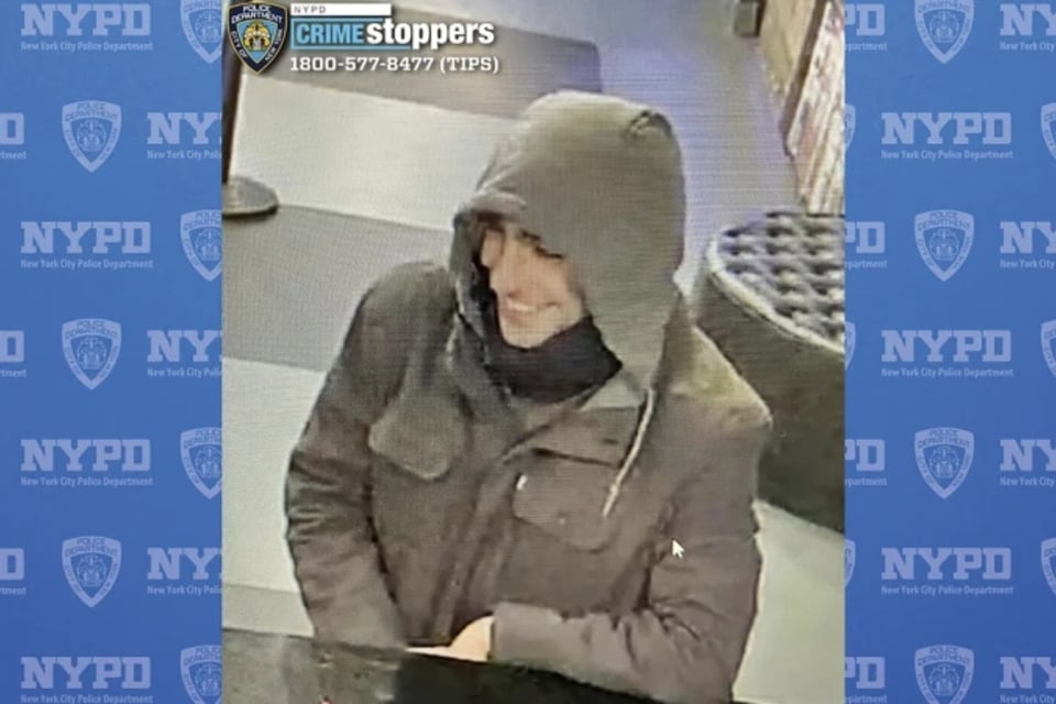 Las autoridades declararon que sospechoso de matar a ejecutivo en Nueva York ha salido de la ciudad featured image