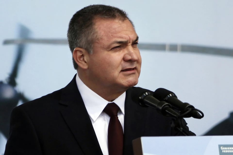 Genaro García Luna es trasladado a prisión federal en Oklahoma