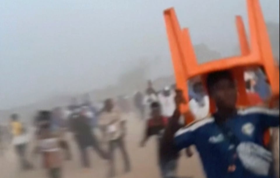 Reportan 56 muertos en una estampida tras choques en un partido de futbol en Guinea