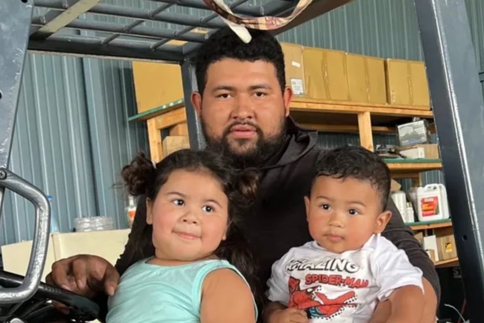 Papá hondureño muere en la frontera tras ser deportado