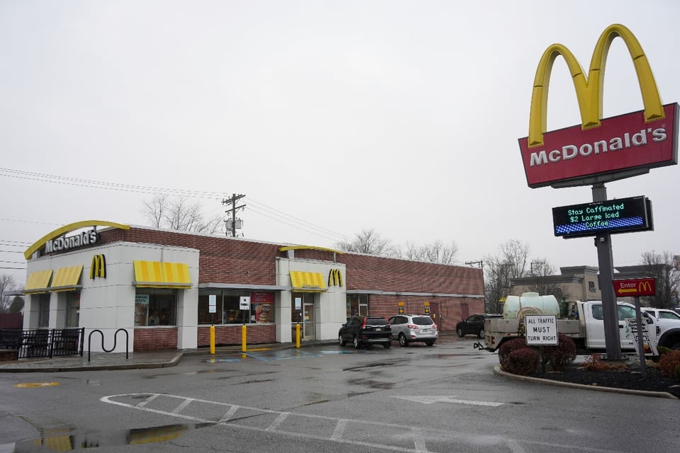 Trabajador de McDonald’s arrestado por tiroteo mortal contra repartidor en Fayetteville
