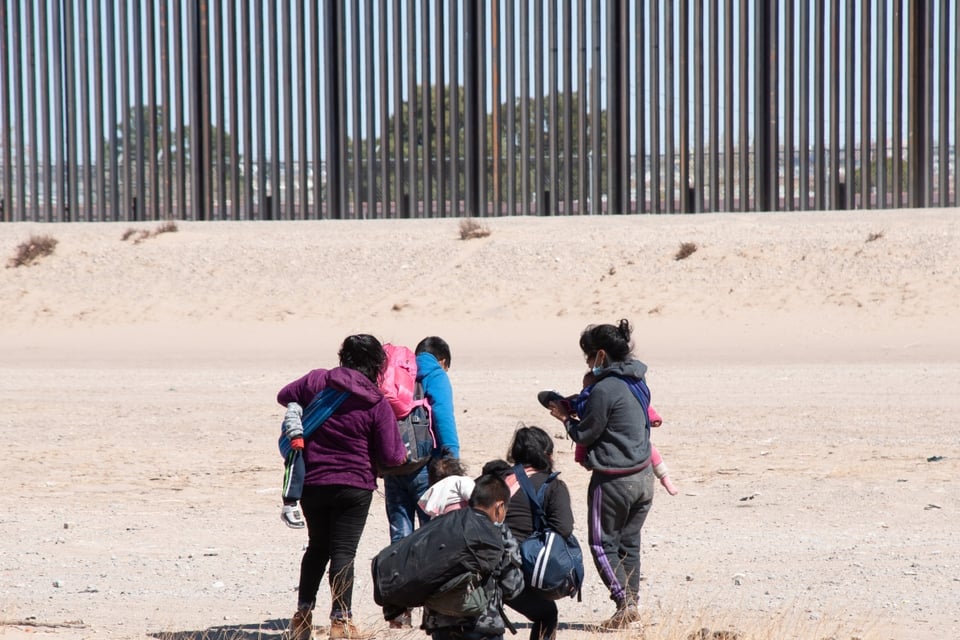 Guatemala refuerza atención a deportados desde EE.UU.