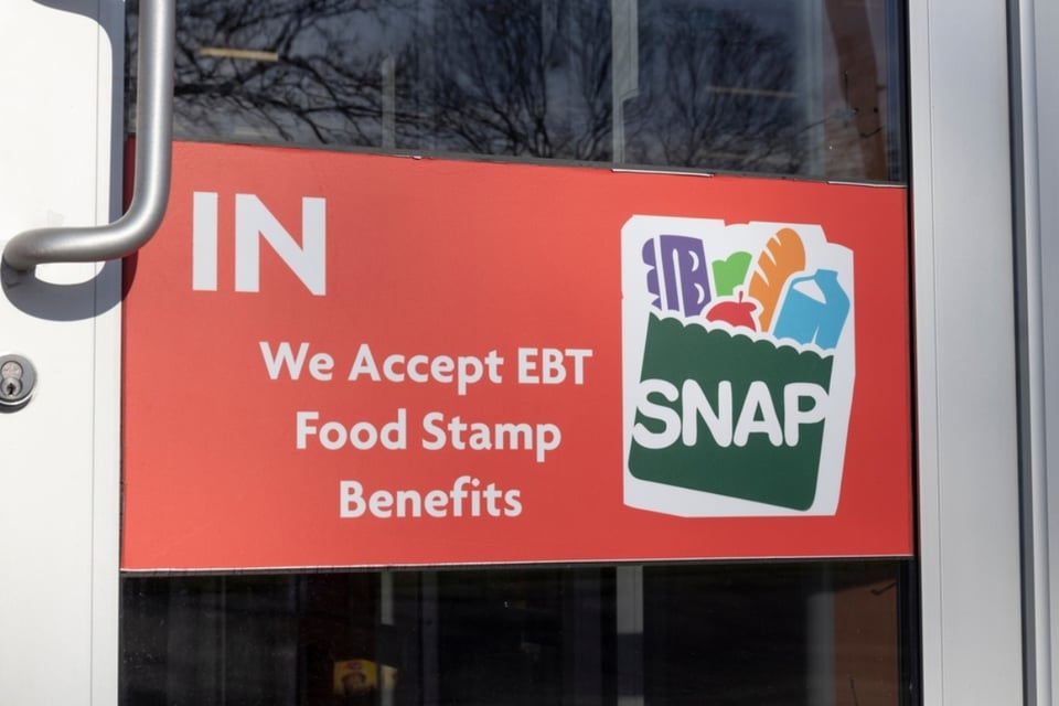 Anuncian pagos SNAP con valor de $517 dólares y revelan las fechas de reclamo