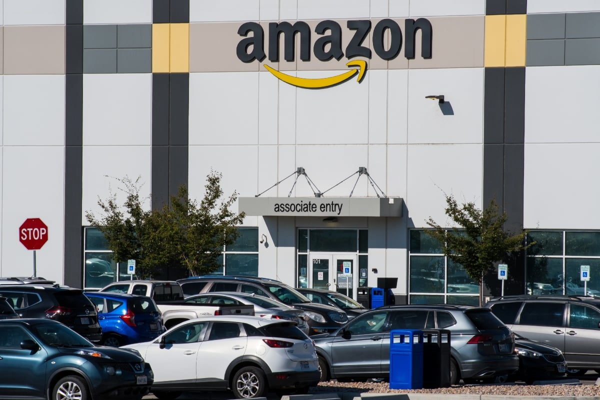 Tiroteo en un centro de Amazon en Georgia