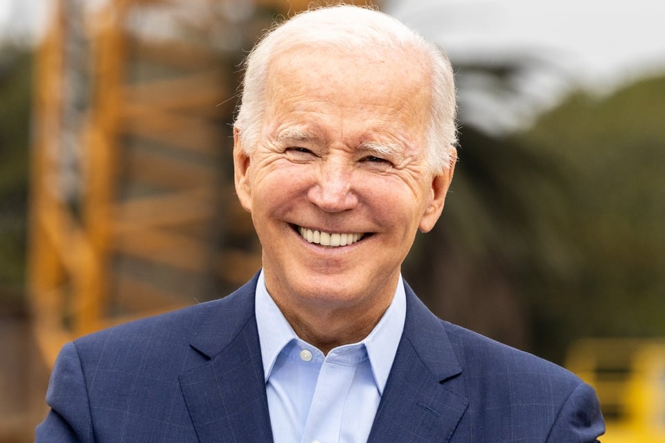 Biden reaparece entre aplausos en el estreno de ‘Othello’