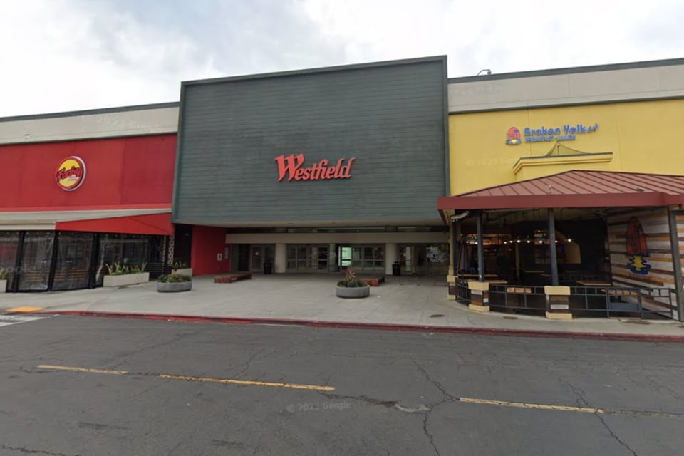 La Border Patrol realizó operativo en el mall Plaza Bonita, California