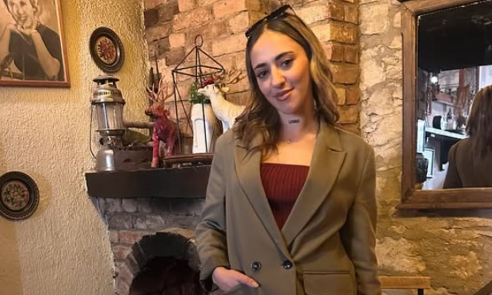 Muere la influencer Gizem Ozmen en un trágico accidente de tráfico en Turquía