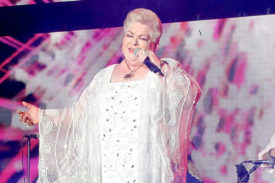 Secretos de Paquita la del Barrio, Luto, Condolencias, Impacto, Famosos