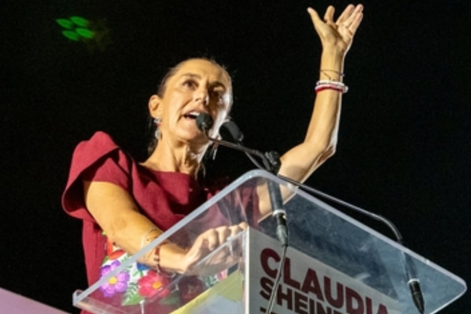 Claudia Sheinbaum minimiza aranceles, Impuestos, México, Noticia, Ecuador